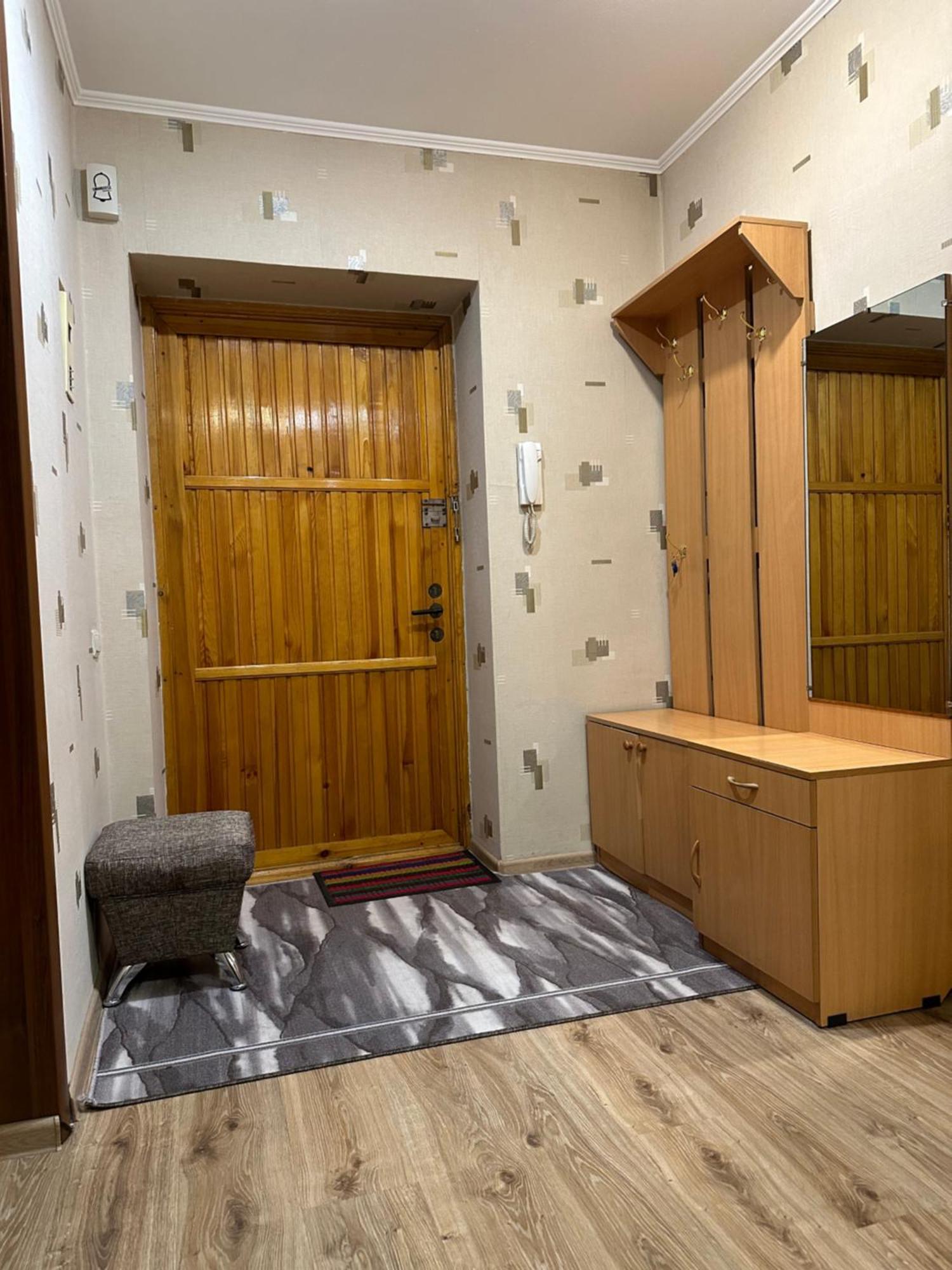 Apartamento Cosy flat in the city center Bishkek Exterior foto